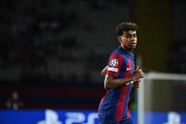 U17亚预赛：国少4-0孟加拉国全胜出线，帅惟浩戴帽，赵松源破门